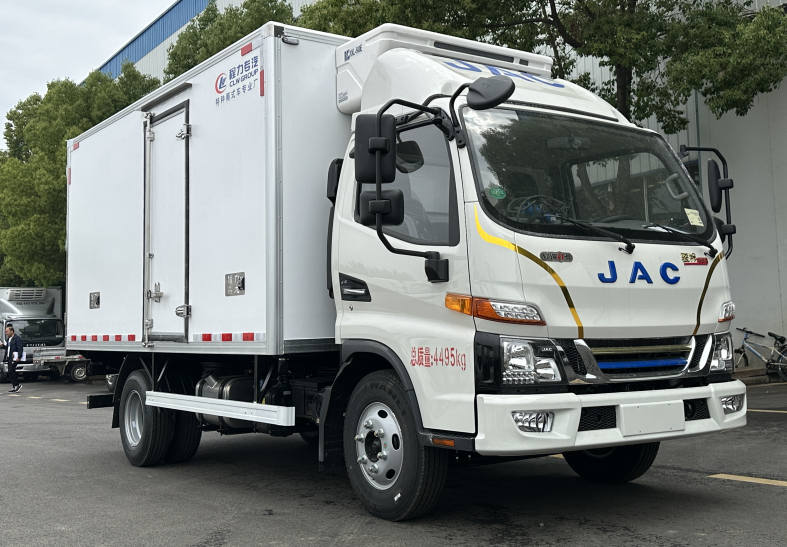 江淮駿鈴 · 聚寶盆 混動(dòng)1號(hào)冷藏車(chē)